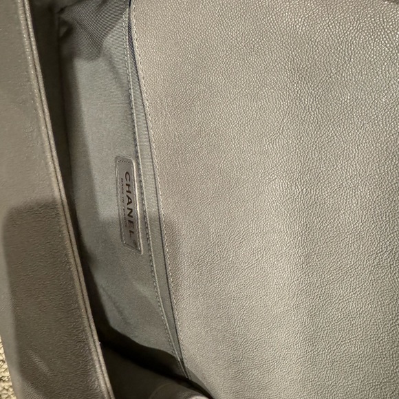 Chanel le boy - Picture 9 of 13